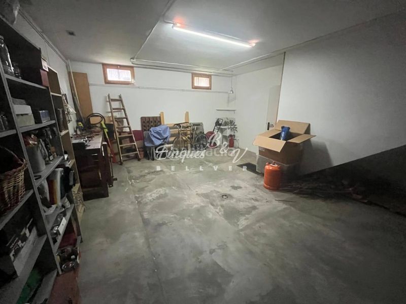 Foto f8ecc159-c48a-4844-ad51-0209f28660eb. Semi detached house with heating parking in Bellver de Cerdanya