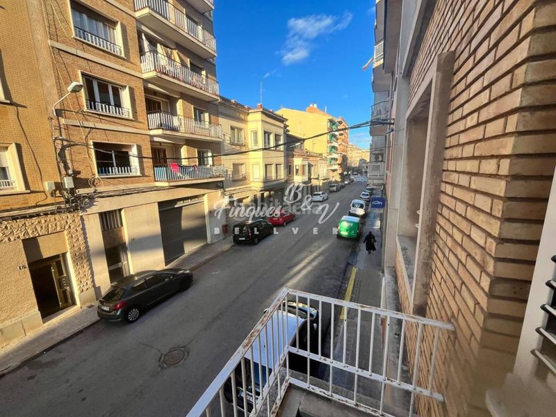 Foto a89c4283-0e6e-4750-85dc-4392944fdfb4. Pis amb calefacció aparcament a Plaça Catalunya Manresa