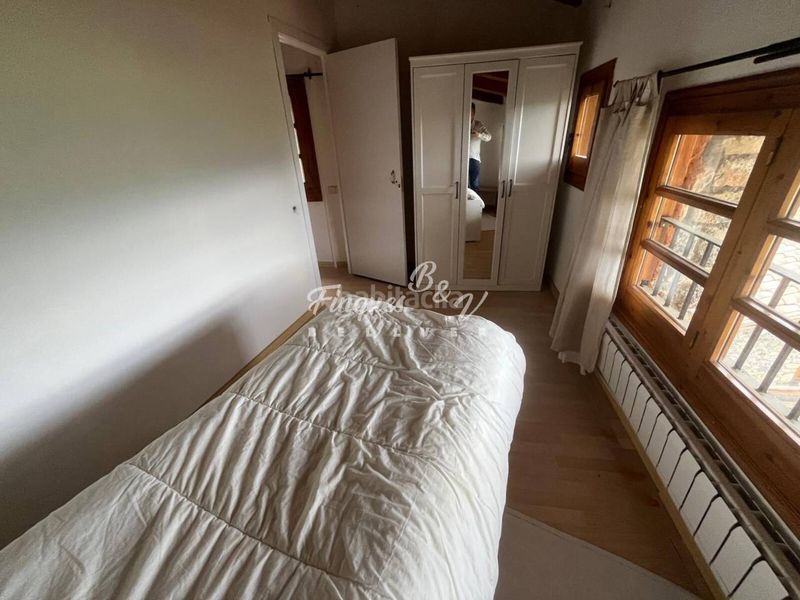 Foto 449b8af2-264a-4fb6-87d7-6f39e6b3b3d0. Chalet in calle bar 0 in Pont de Bar (El)