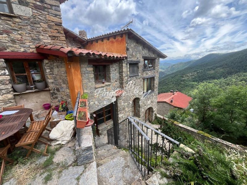 Foto ce6f8fa9-7a82-4d56-a67c-485027f79bfe. Chalet in calle bar 0 in Pont de Bar (El)