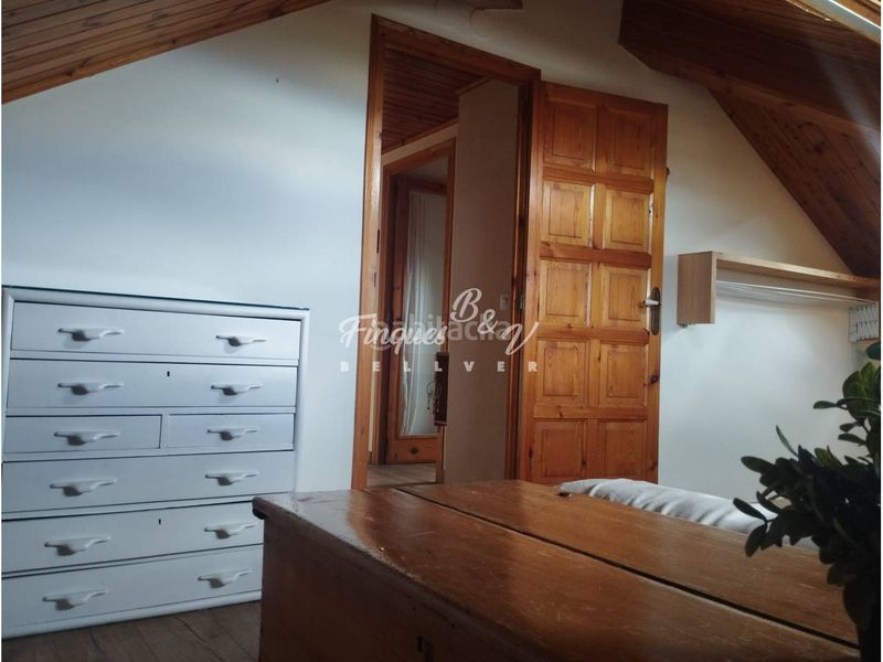Foto 0e456f2c-0fc0-4075-b5a2-491c3b2007ec. Ático en calle castell 6 piso ático en venta en Prats i Sansor