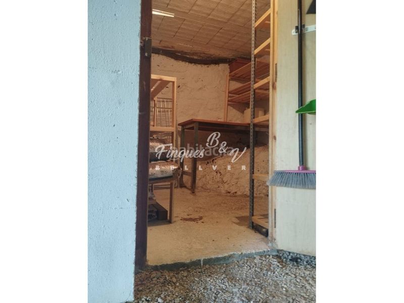 Foto 1e09a483-14c1-4b63-9170-3255805d2d67. Ático en calle castell 6 piso ático en venta en Prats i Sansor