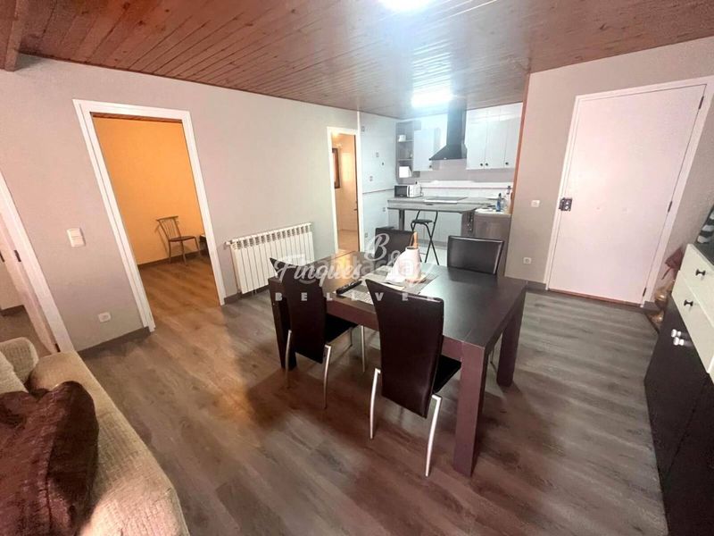 Foto 5ef3b318-2066-426e-8241-bf3aff3bd939. Lloguer apartament a calle major 0 a Bellver de Cerdanya