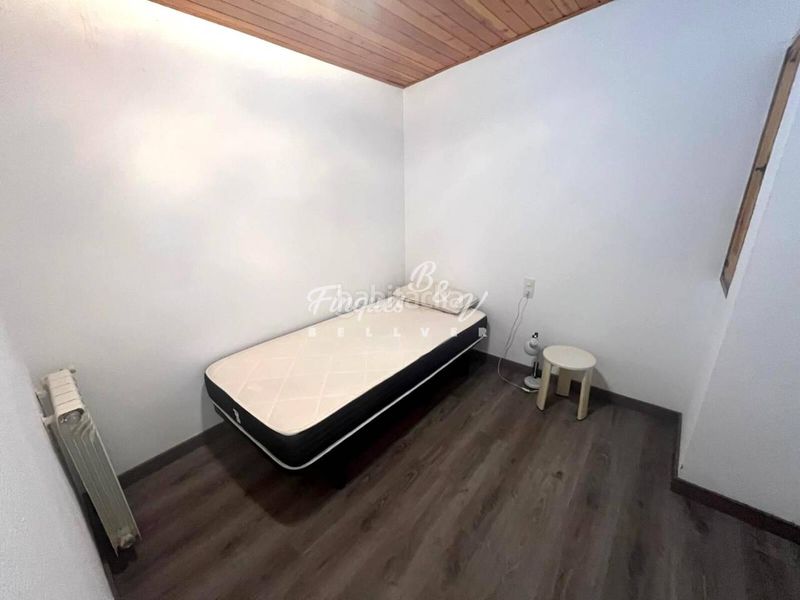 Foto 8aad7c4e-c7c3-4971-bf06-588b57fea77d. Lloguer apartament a calle major 0 a Bellver de Cerdanya