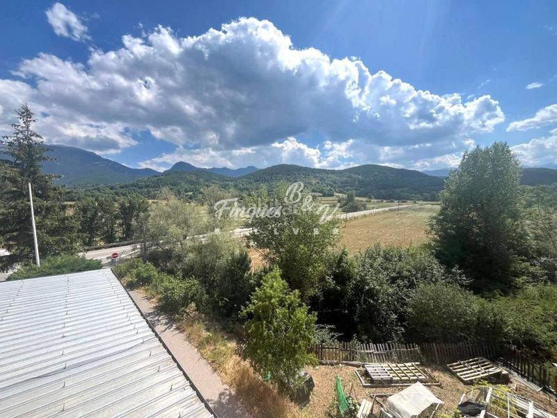 Foto b667af5a-e565-484b-b2c8-6d4d852f98b5. Lloguer apartament a calle major 0 a Bellver de Cerdanya