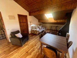 Miete Dachwohnung  Plaza mayor 1. Ático amueblado en alquiler temporal en urús