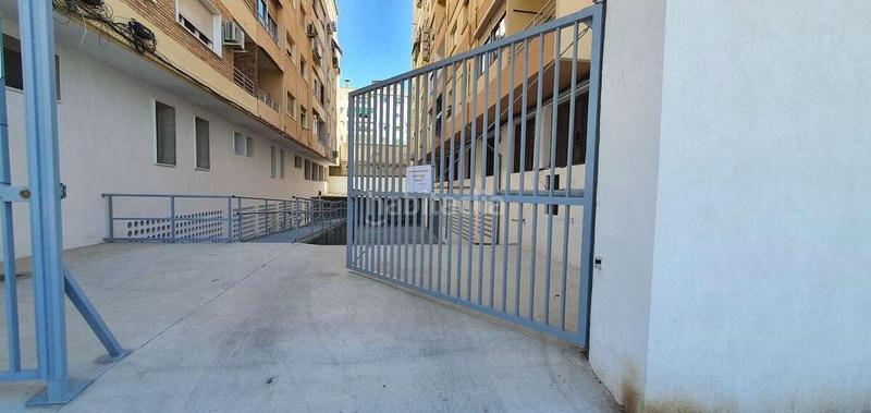 Foto 6e907db6-3f3b-483d-adc7-0027433da029. Parking voiture dans Pajaritos Granada