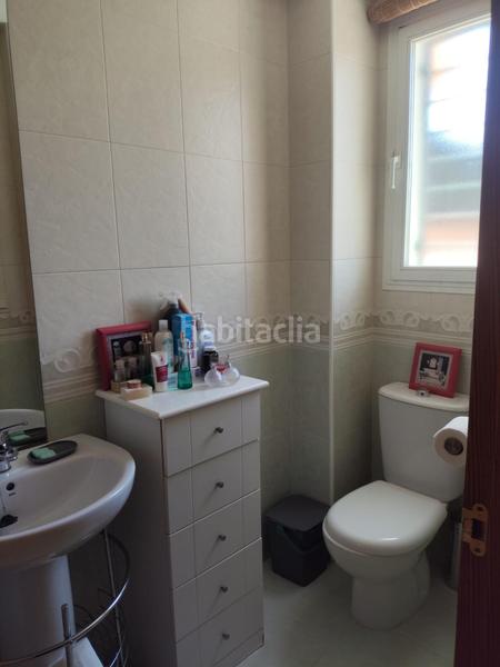 Foto e84b71a6-8225-4e17-bc90-6a63dd2a5367. Lloguer casa a calle calle del doctor fléming 18 a Ogíjares