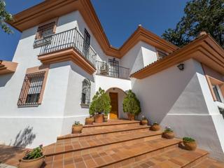 Xalet en Calle pinsapo (cub). Chalet en albolote