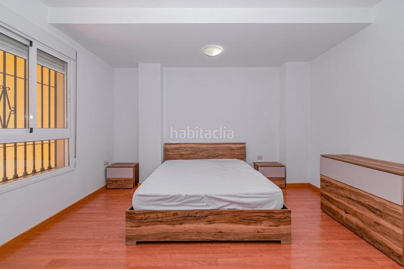 Foto 4fa4b380-557b-4563-b375-aad0377181a3. Piccolo appartamento con parcheggio in La Zubia Ciudad Zubia (La)