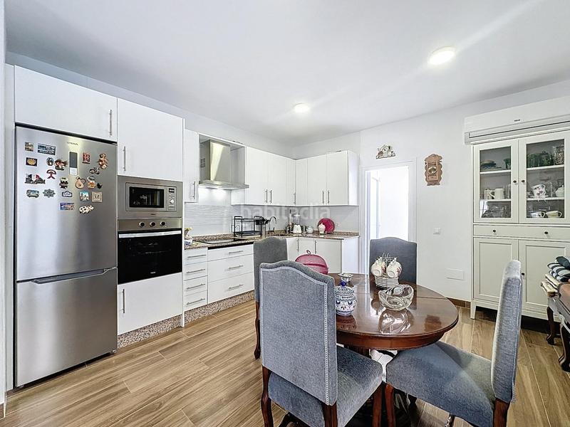 Foto dab0df10-c59c-46d8-80fd-5282edfa776e. House in calle de burgos 11 in Ciudad Jardín - Tagarete - El Zapillo Almería