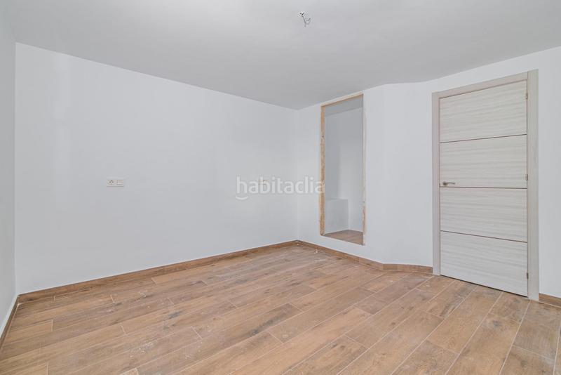 Foto ba9effe8-411d-43e4-b1e3-74fdbf60f5e5. Chalet en calle calle de bernarda alba chale en los rebites huetor vega en Huétor Vega