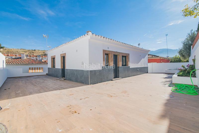 Foto d4bec450-d6d6-4c15-8c13-6f076d71fb54. Chalet en calle calle de bernarda alba chale en los rebites huetor vega en Huétor Vega