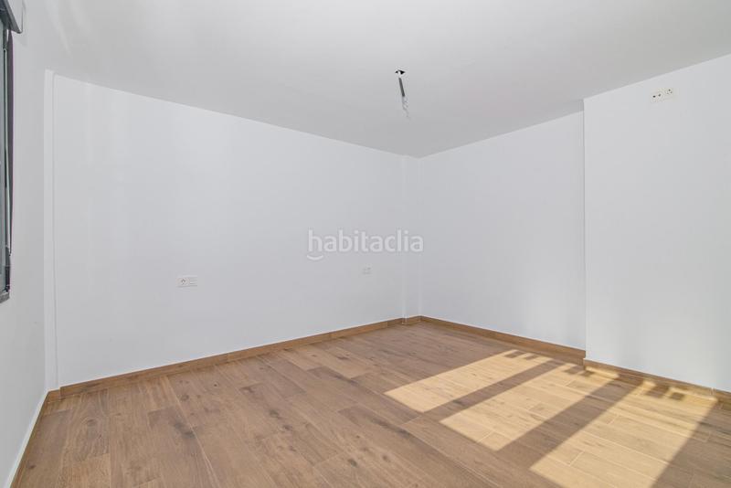 Foto dea4e76b-091c-4186-9b13-67a0ba24e287. Chalet en calle calle de bernarda alba chale en los rebites huetor vega en Huétor Vega