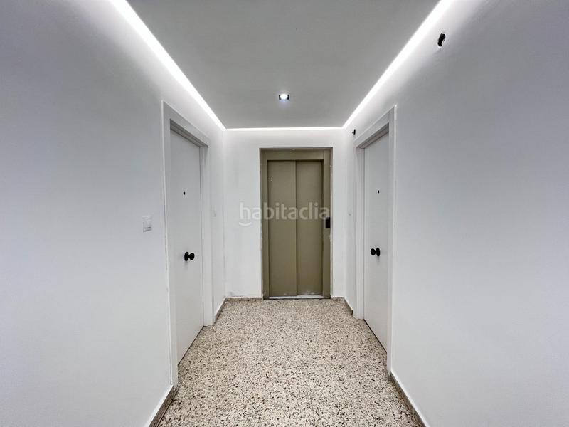 Foto a9ac0922-bba7-4b4b-9373-c3722d137e2d. Piso en calle de aristóteles un pisazo ideal para vivir o para invertir en una zona inmejorable. en Granada