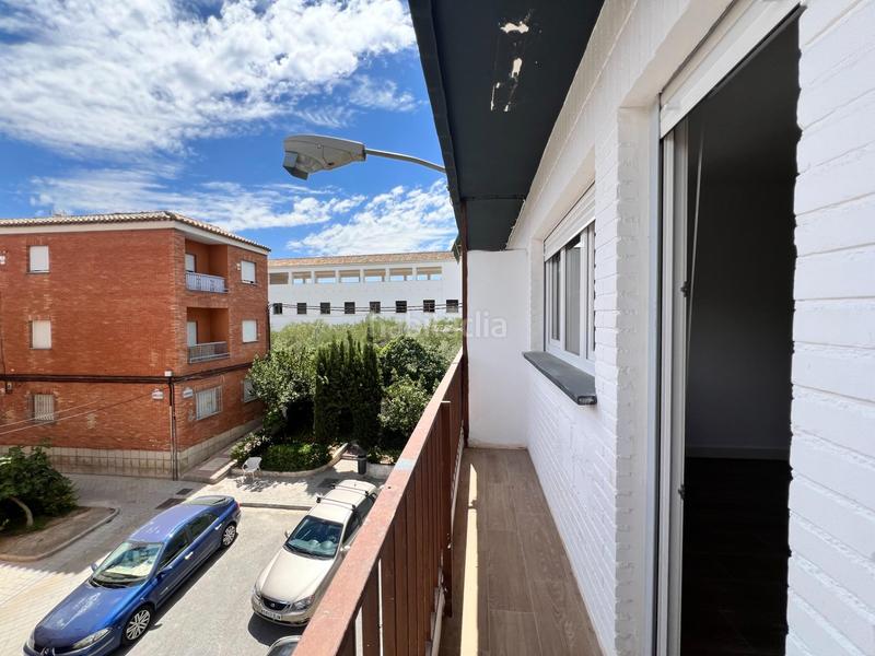 Foto aedbf835-1dda-4e42-b428-0017c9b72506. Piso en calle de aristóteles un pisazo ideal para vivir o para invertir en una zona inmejorable. en Granada
