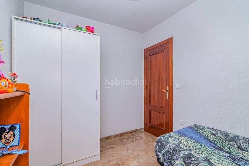 Foto dc6baede-09b8-48b6-a9df-0545b6d51cf5. Piso  en la zubia en La Zubia Ciudad Zubia (La)