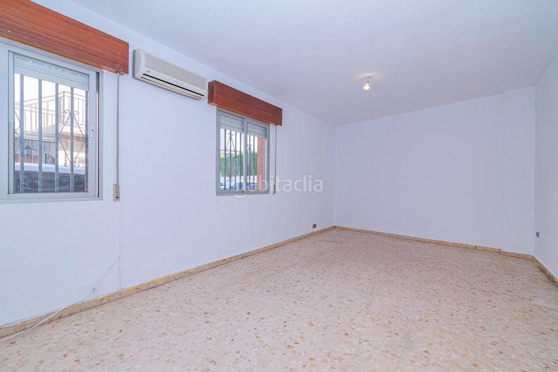 Foto c53d7b57-ef29-44fa-a1c6-71e8ba6f0b94. Casa pareada casa en alhendin en Polideportivo Alhendín