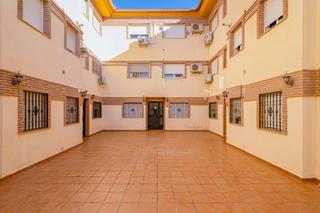 Appartement à Las Flores - Huerta. Oportunidad en las gabias! piso muy céntrico, soleado y con plaz