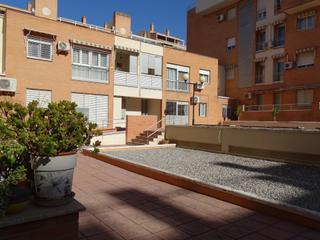 Appartement  Calle atlanta. Piso en granada