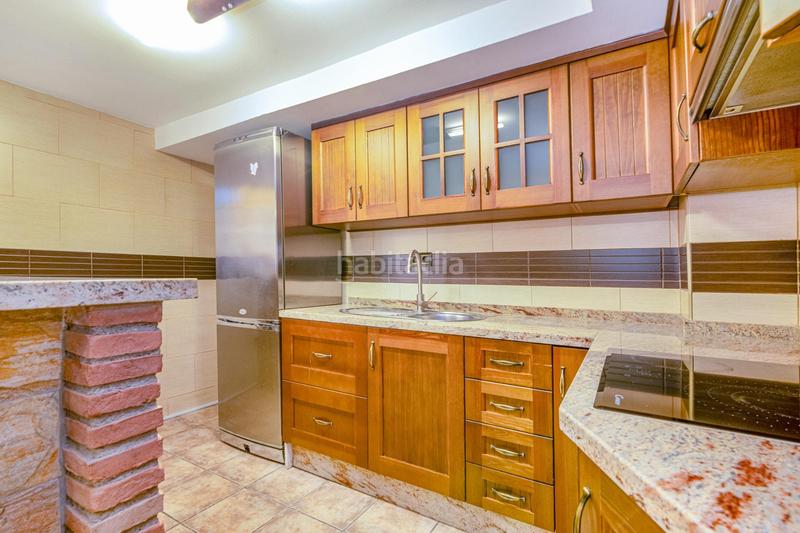 Foto d0ec574e-2c38-4b14-92fc-fc18d5a28796. Chalet in calle de jaén 32 in Ogíjares