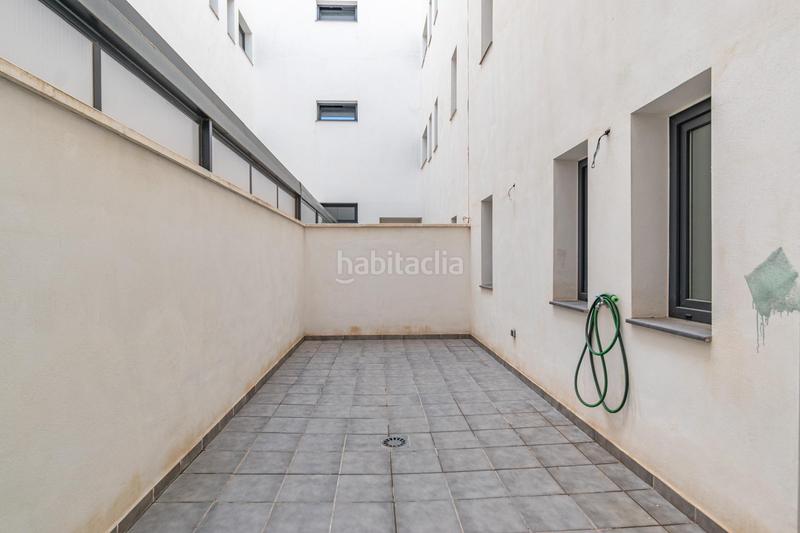 Foto 7ee0e7e9-8c04-40d1-baf8-e0b7d28fdf23. Pis a calle darwin a San Miguel Armilla