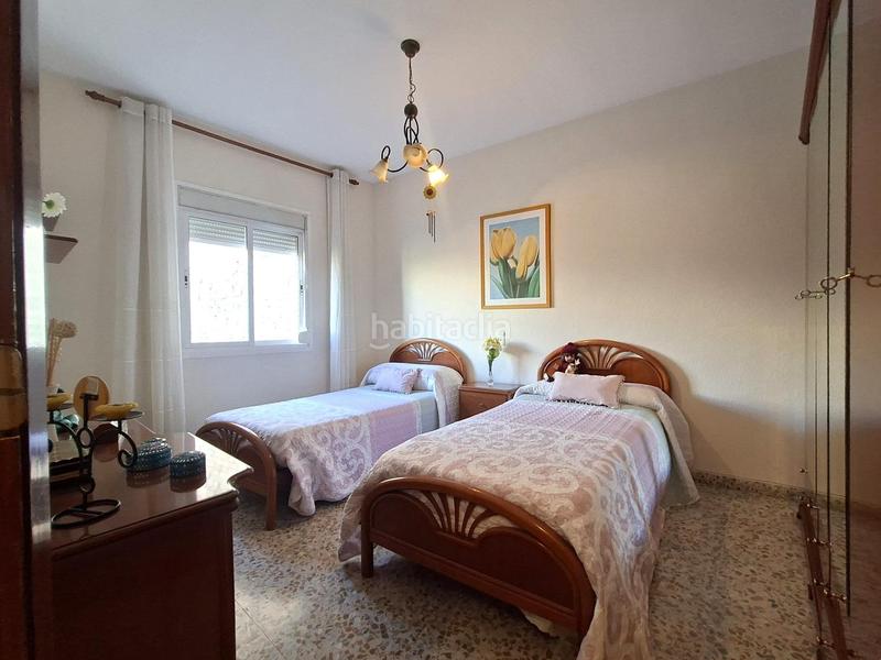 Foto 62c8c210-4d0c-4b93-aca2-cbbb32582e5f. Casa adossada a calle jerez 2 a Avda. De los Ogíjares Armilla