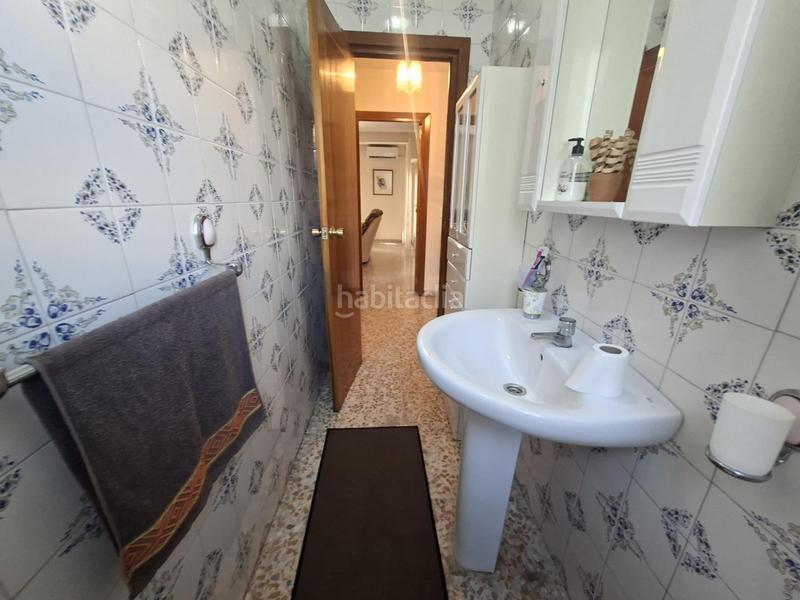 Foto a9b08d30-04b2-43f0-af51-c05d80a774c8. Casa adossada a calle jerez 2 a Avda. De los Ogíjares Armilla