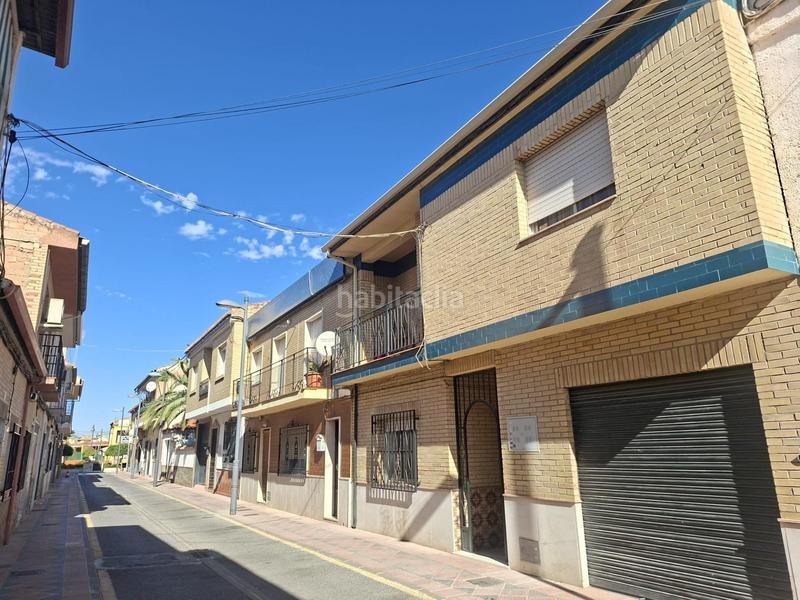 Foto c6325fe8-576e-4968-9b07-80da6f3b813b. Casa adossada a calle jerez 2 a Avda. De los Ogíjares Armilla