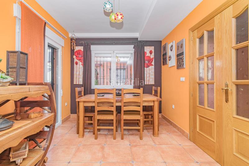 Foto 667dea88-81f4-4fe0-9463-04890fecaf20. Casa aparellada a avenida avenida dilar 15 a Purchil Vegas del Genil