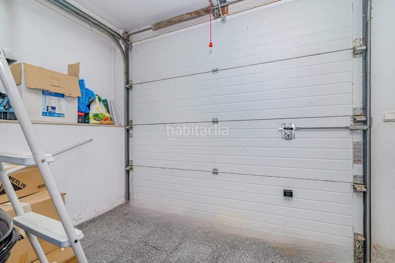 Foto f06da216-317b-42ef-b26d-618f11c3c7ab. Chalet in calle calle de la veleta 30 in Altos de la Zubia Zubia (La)