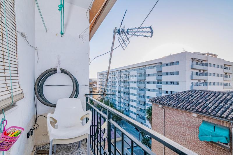 Foto 5f69c460-d191-442a-a174-b55f7b63f1cb. Piso  en el zaidinlos carmenes en Barrio de Zaidín Granada