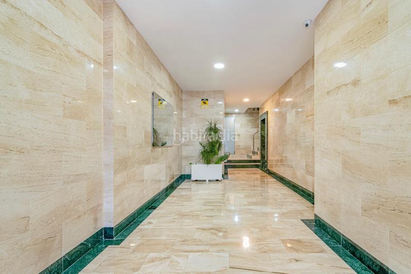 Foto e61f41fb-e592-49e0-aaf7-26f6a313771d. Piso  en el zaidinlos carmenes en Barrio de Zaidín Granada