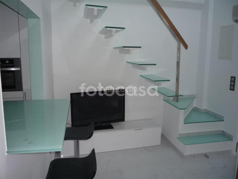 Foto 8a8241a6-b72b-4bf0-a093-6fba0a7f0294. Rent flat with heating in Centro - Sagrario Granada