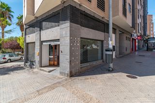 Geschäftsraum in Pdta jose maria carulla 12. Local en parque almunia