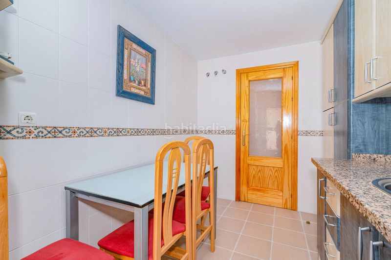 Foto 8954389b-5ae1-43ea-849e-cb511054e6a0. Pis a calle a Atarfe