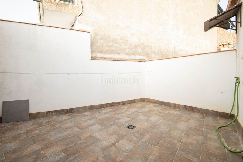 Foto d39ab83a-67f1-4367-aa28-6bf6731a1ab5. Casa adossada a calle cordoba a Güevéjar