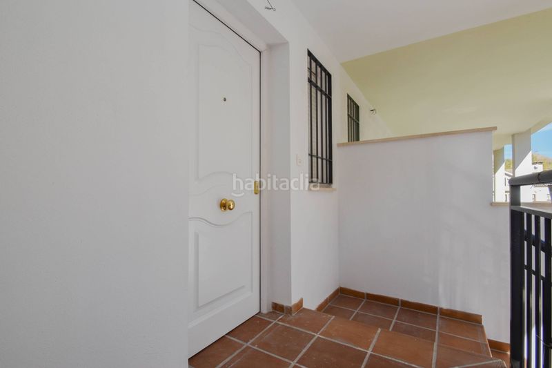 Foto 251c8911-19c4-4570-9afd-0aeb5f170f37. Casa adossada a Atarfe
