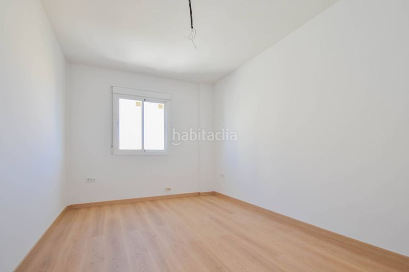 Foto cb1f5406-bcf5-45df-a956-a65d4282b3fc. Casa adossada a Atarfe
