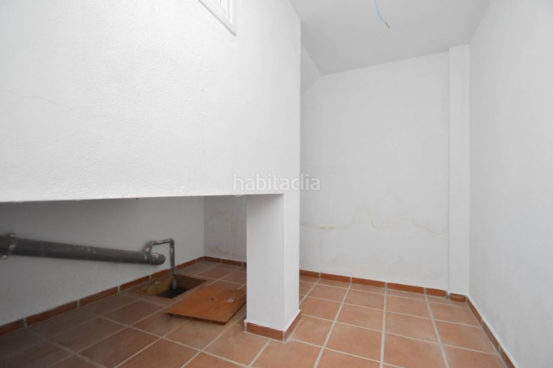 Foto e363bcb2-4f8c-4e8e-96df-db26a39e05a4. Casa adossada a Atarfe