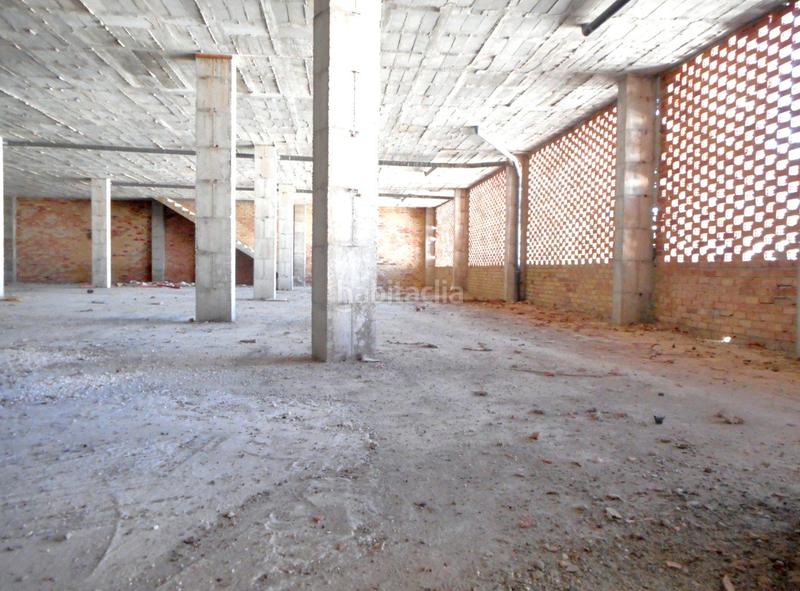 Foto 1eadd157-5d7d-4c13-acc5-d3c3ede547e1. Alquiler local comercial  en bruto, de aproximadamente 1.700 metros cuadrados cada uno en Alhaurín el Grande