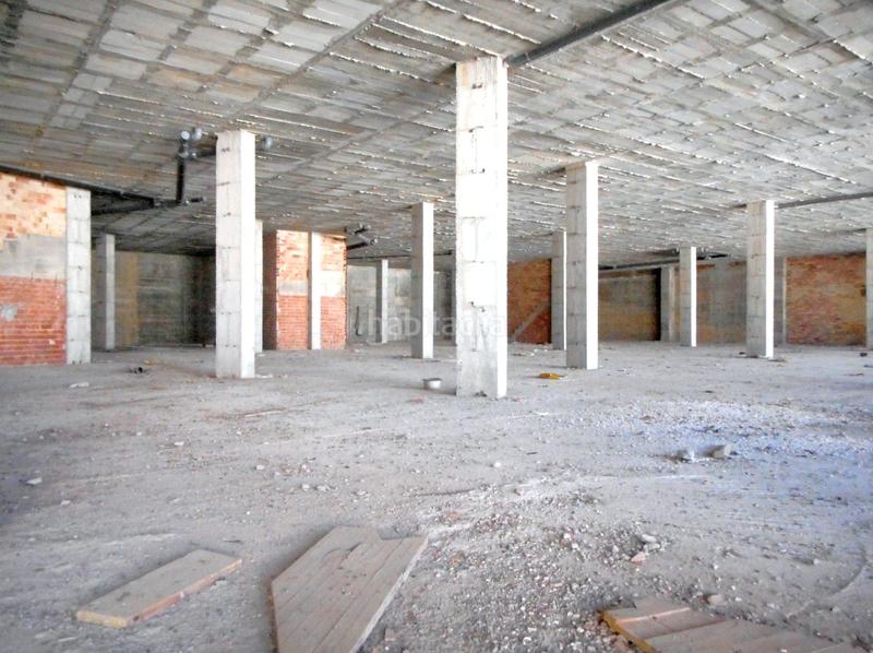 Foto d430682c-5c12-42df-93dd-445ad457e7dd. Alquiler local comercial  en bruto, de aproximadamente 1.700 metros cuadrados cada uno en Alhaurín el Grande