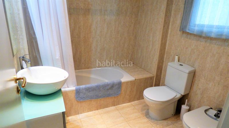 Foto 55008078-d6dd-4ef5-9d13-e52ff0f09b27. Pis a calle pacífico 3 a Paseo Marítimo Oeste - Pacífico Málaga