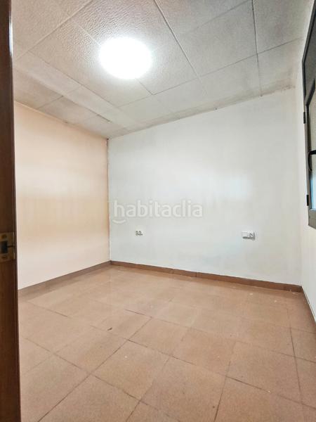 Foto 117b9ed2-016a-4a2e-bf13-609c0f17b45d. House with heating parking in La Font d´en Fargues Barcelona