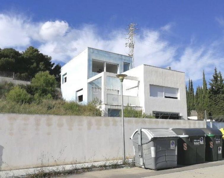 Foto fd3f4c13-b6e0-4f7b-b574-778a03561110. Casa con parcheggio in Els Masos - Els Garrofers Coma-ruga