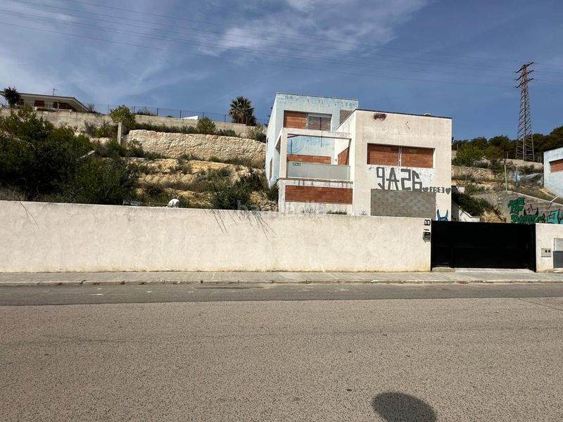 Foto 41735d6c-fce5-4572-8992-3755ad033b08. Casa con parcheggio in Els Masos - Els Garrofers Coma-ruga