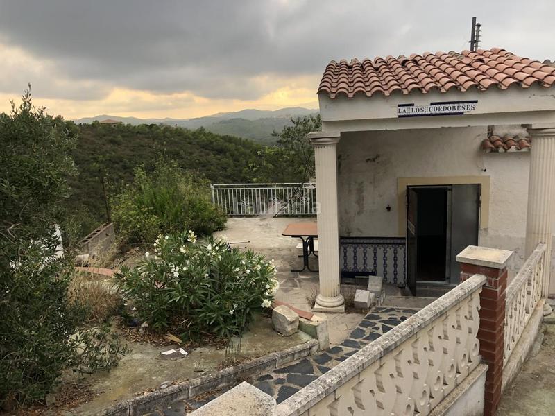 Foto 5030ec8f-6a06-4fc8-8222-d4cd680a1b47. Casa con piscina in Bisbal del Penedès (La)