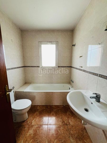 Foto 90fd9d1c-3c5b-4416-b560-8e02cf33173c. Maison avec parking dans Catllar (El)