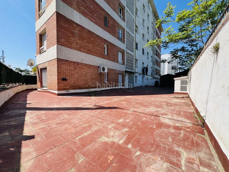 Foto f0a8313c-f7cb-46a1-ac92-28bf77298658. Planta baixa a Nou Eixample Nord Tarragona