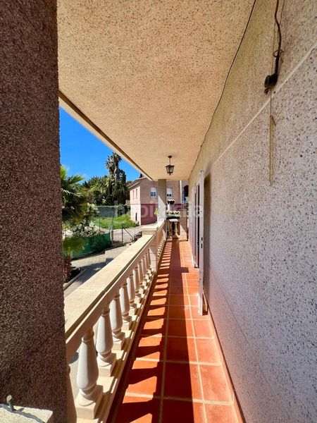 Foto 12d57bb8-241f-4ff8-89fb-0c7ee6947c9c. Casa amb calefacció aparcament piscina a Mas romeu Calafell
